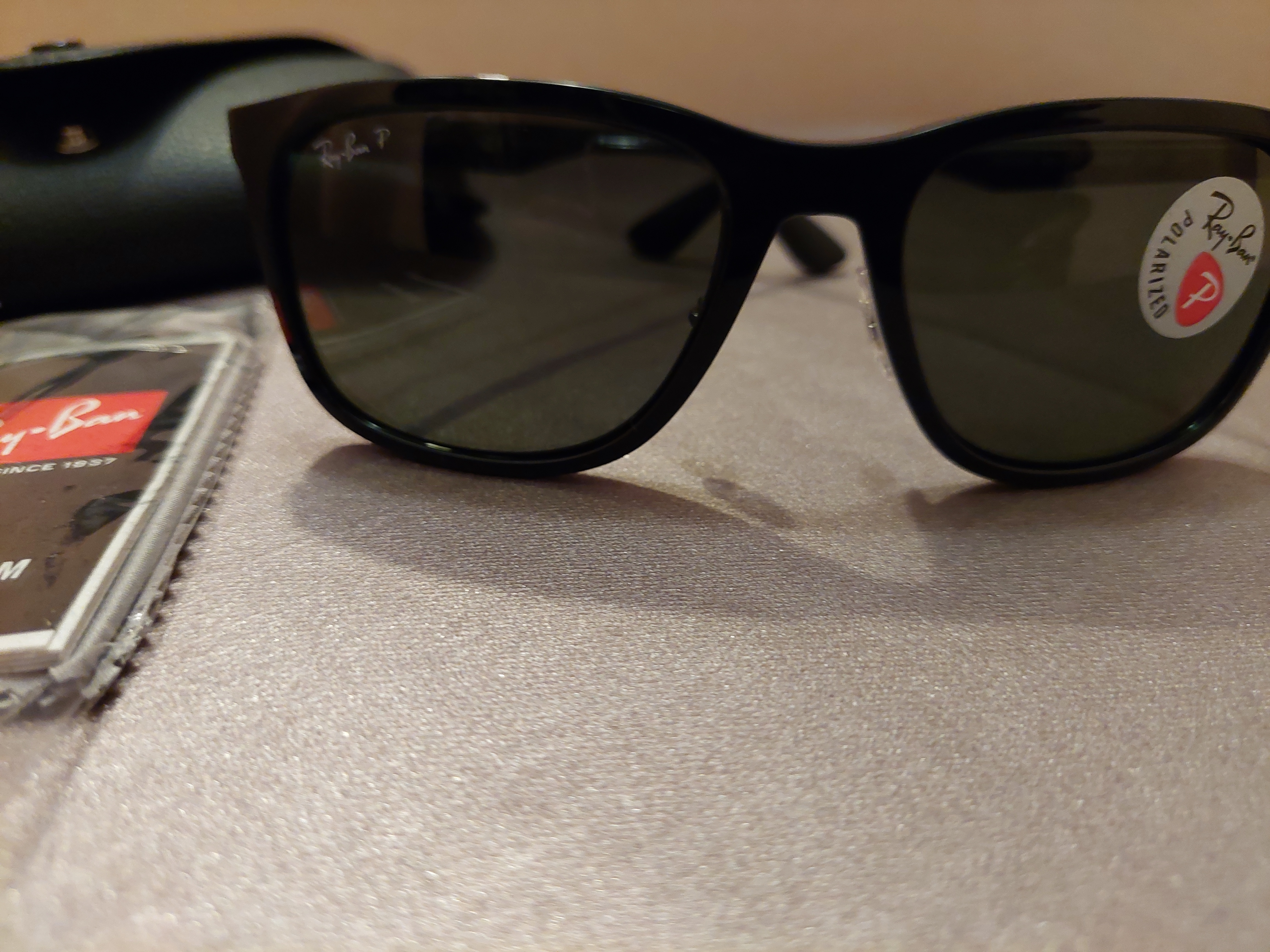 Ray-Ban Black Wayfarer Sunglasses RB431358-P
